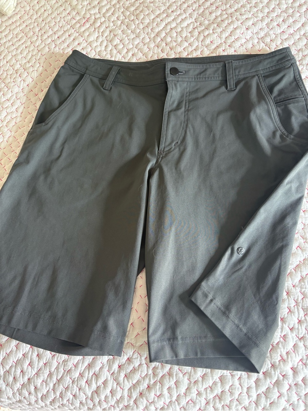 Lululemen Men's Black Performance Shorts- Five pockets - Picture 3 of 8